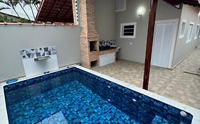 Casa nova na praia com piscina - Mongaguá